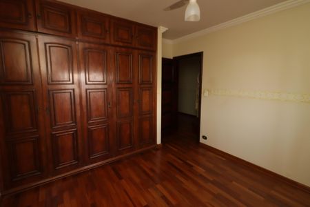 Casa à venda com 300m², 3 quartos e 2 vagasQuarto 2