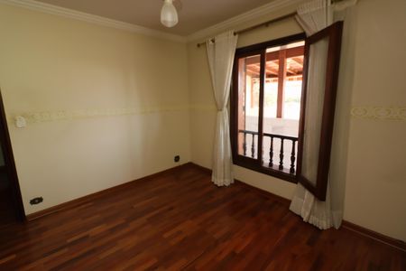 Casa à venda com 300m², 3 quartos e 2 vagasQuarto 2