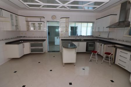 Casa à venda com 300m², 3 quartos e 2 vagasCozinha