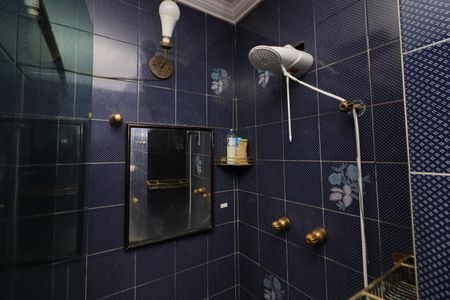 Casa à venda com 300m², 3 quartos e 2 vagasBanheiro da Suíte 1