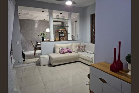 Casa à venda com 3 quartos, 80m² em Santa Rosa, Niterói
