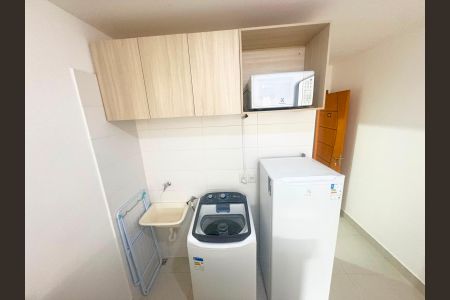 Área de serviço de kitnet/studio para alugar com 1 quarto, 30m² em Setor Oeste, Goiânia
