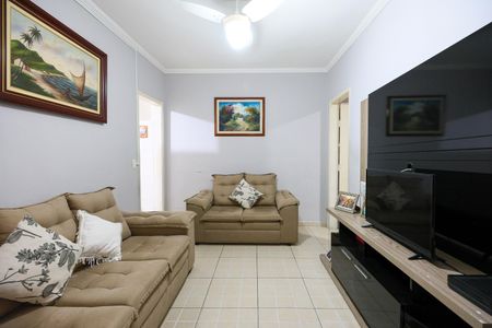 Casa para alugar com 2 quartos, 80m² em Vila Indiana, Taboão da Serra