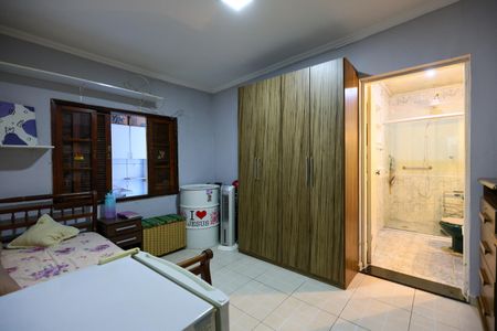 Casa para alugar com 80m², 2 quartos e 1 vaga Casa para alugar com 80m², 2 quartos e 1 vagaSuíte