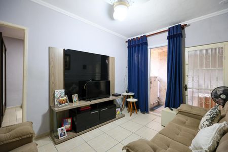Sala de casa para alugar com 2 quartos, 80m² em Vila Indiana, Taboão da Serra
