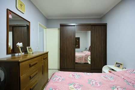 Casa para alugar com 80m², 2 quartos e 1 vaga Casa para alugar com 80m², 2 quartos e 1 vagaQuarto