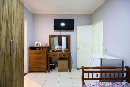 Casa para alugar com 80m², 2 quartos e 1 vaga Casa para alugar com 80m², 2 quartos e 1 vagaSuíte
