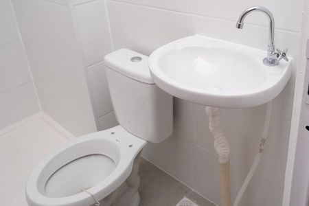 Apartamento para alugar com 68m², 2 quartos e 1 vaga Apartamento para alugar com 68m², 2 quartos e 1 vagaBanheiro