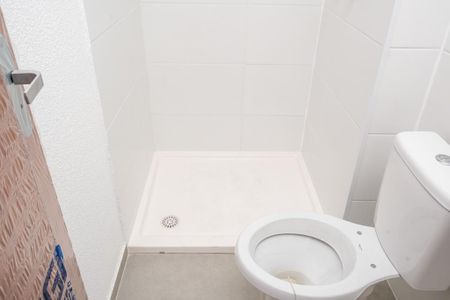 Apartamento para alugar com 68m², 2 quartos e 1 vaga Apartamento para alugar com 68m², 2 quartos e 1 vagaBanheiro
