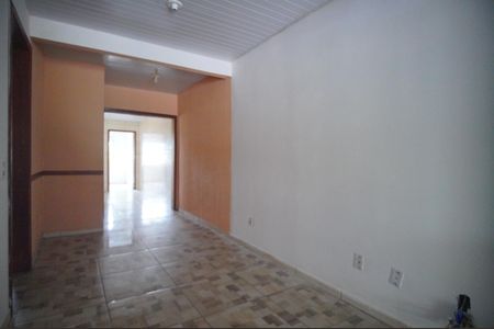 Casa para alugar com 79m², 2 quartos e 2 vagasSala