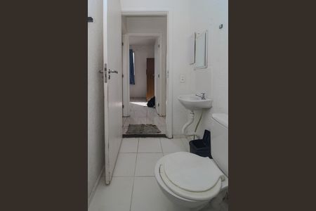 Apartamento para alugar com 50m², 2 quartos e 1 vaga Apartamento para alugar com 50m², 2 quartos e 1 vagaBanheiro social