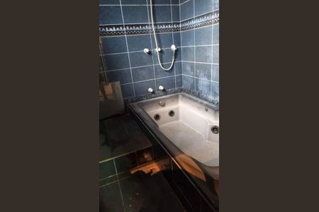 Casa à venda com 3 quartos, 286m² em Nova Gerti, São Caetano do Sul