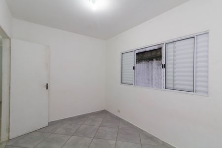 Quarto de casa para alugar com 1 quarto, 25m² em Jardim Itapemirim, São Paulo