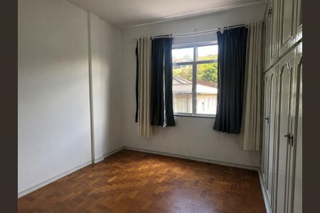 Quarto de apartamento para alugar com 1 quarto, 58m² em Vila Ipiranga, Porto Alegre