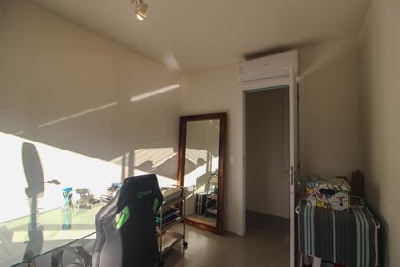 Apartamento à venda com 92m², 2 quartos e 2 vagas Apartamento à venda com 92m², 2 quartos e 2 vagasQuarto