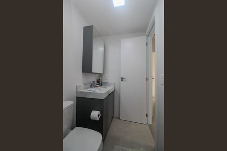 Apartamento à venda com 92m², 2 quartos e 2 vagas Apartamento à venda com 92m², 2 quartos e 2 vagasBanheiro da Suíte