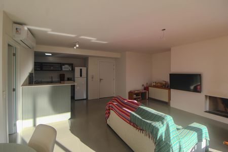 Apartamento à venda com 92m², 2 quartos e 2 vagas Apartamento à venda com 92m², 2 quartos e 2 vagasSala