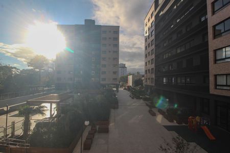 Apartamento à venda com 92m², 2 quartos e 2 vagas Apartamento à venda com 92m², 2 quartos e 2 vagasVista