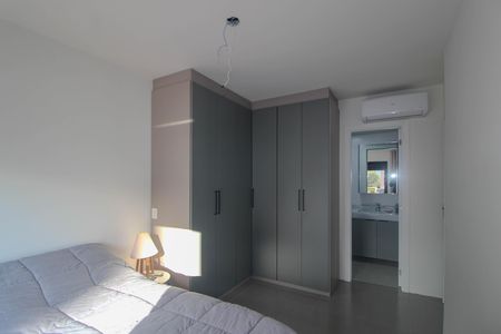 Apartamento à venda com 92m², 2 quartos e 2 vagas Apartamento à venda com 92m², 2 quartos e 2 vagasSuite