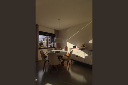 Apartamento à venda com 92m², 2 quartos e 2 vagas Apartamento à venda com 92m², 2 quartos e 2 vagasSala