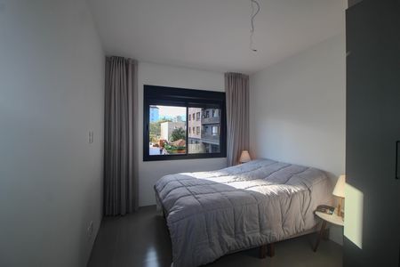 Apartamento à venda com 92m², 2 quartos e 2 vagas Apartamento à venda com 92m², 2 quartos e 2 vagasSuite