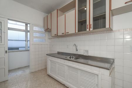 Apartamento à venda com 140m², 3 quartos e sem vagaCozinha