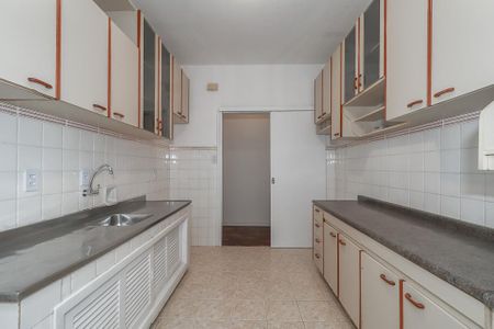 Apartamento à venda com 140m², 3 quartos e sem vagaCozinha