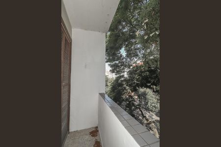 Varanda de apartamento para alugar com 3 quartos, 100m² em Independência, Porto Alegre