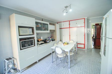 Casa para alugar com 120m², 3 quartos e 1 vaga