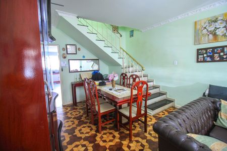 Casa para alugar com 120m², 3 quartos e 1 vaga