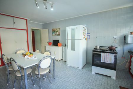 Casa para alugar com 120m², 3 quartos e 1 vaga