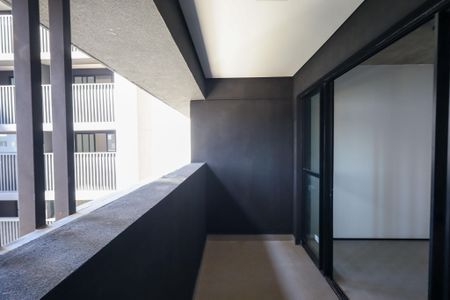 Studio à venda com 25m², 1 quarto e sem vaga Studio à venda com 25m², 1 quarto e sem vagaVaranda