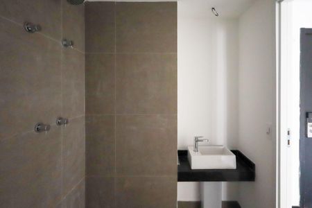 Studio à venda com 25m², 1 quarto e sem vaga Studio à venda com 25m², 1 quarto e sem vagaBanheiro