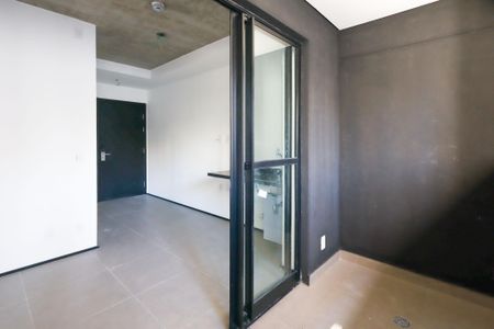 Studio à venda com 25m², 1 quarto e sem vaga Studio à venda com 25m², 1 quarto e sem vagaVaranda