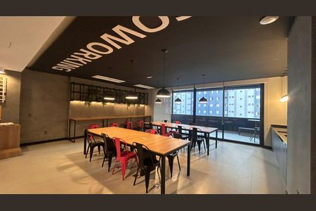 Studio à venda com 25m², 1 quarto e sem vaga Studio à venda com 25m², 1 quarto e sem vagaCoworking