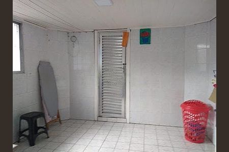Casa à venda com 4 quartos, 244m² em Quitaúna, Osasco