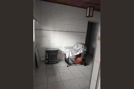 Casa à venda com 244m², 4 quartos e 3 vagas