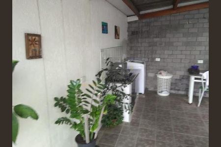 Casa à venda com 4 quartos, 244m² em Quitaúna, Osasco