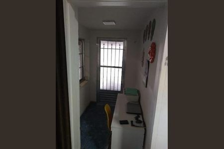 Casa à venda com 244m², 4 quartos e 3 vagas
