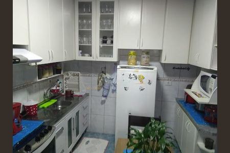 Casa à venda com 4 quartos, 244m² em Quitaúna, Osasco