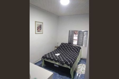 Casa à venda com 244m², 4 quartos e 3 vagas