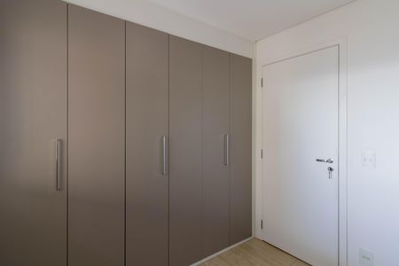 Quarto 2 de apartamento para alugar com 2 quartos, 68m² em Jardim Flor da Montanha, Guarulhos
