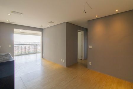 Sala de apartamento para alugar com 2 quartos, 68m² em Jardim Flor da Montanha, Guarulhos