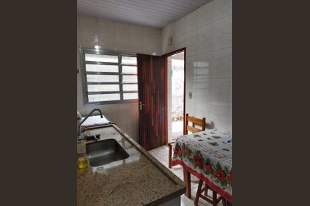 Casa à venda com 2 quartos, 40m² em Chácara São João, São Paulo