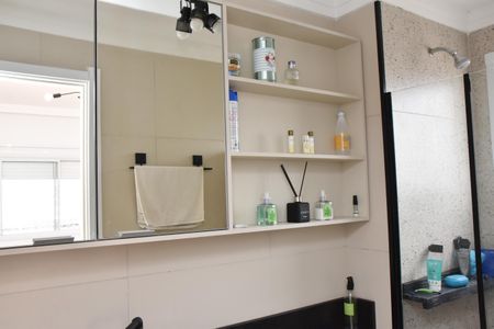 Apartamento à venda com 72m², 2 quartos e 1 vaga Apartamento à venda com 72m², 2 quartos e 1 vagabanheiro da suite