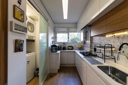Apartamento à venda com 75m², 2 quartos e 2 vagas Apartamento à venda com 75m², 2 quartos e 2 vagasCozinha