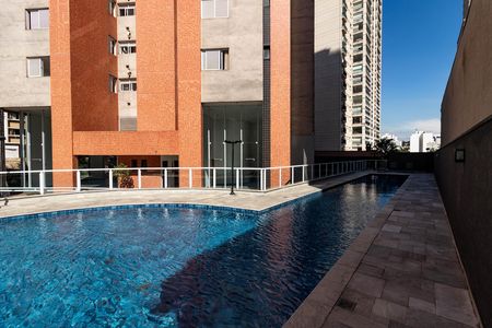 Apartamento à venda com 75m², 2 quartos e 2 vagas Apartamento à venda com 75m², 2 quartos e 2 vagasPiscina