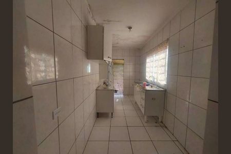 Casa à venda com 10 quartos, 250m² em Vila Nina, São Paulo
