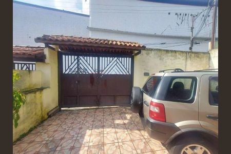 Casa à venda com 10 quartos, 250m² em Vila Nina, São Paulo
