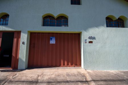 Casa para alugar com 402m², 4 quartos e 3 vagas Casa para alugar com 402m², 4 quartos e 3 vagasplaca com o codigo BBYX-79 instalada no dia 29/06